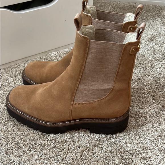 Sam Edelman Tan Suede Ankle Boots size 8 - Picture 3 of 8